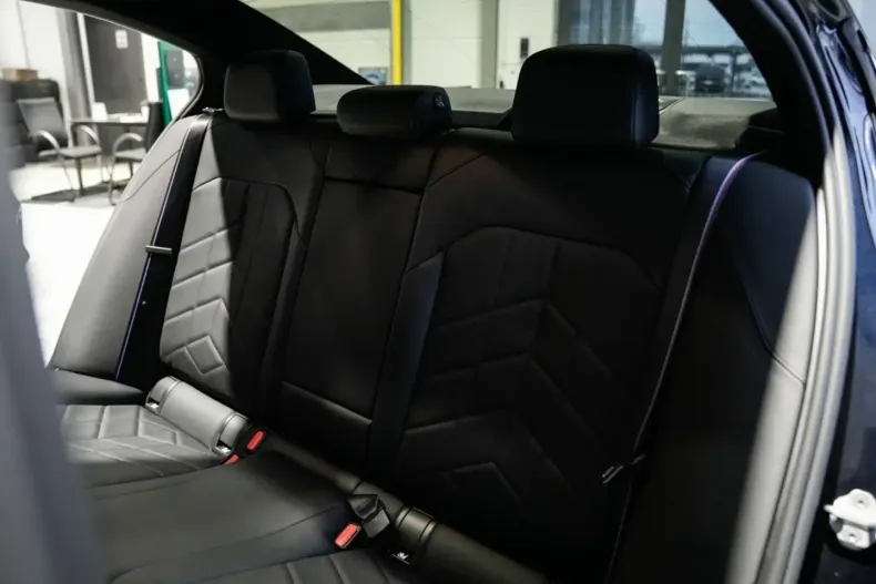 BMW 520 din 2024 cu 13.190 km - oferta BMW164534 - foto 30