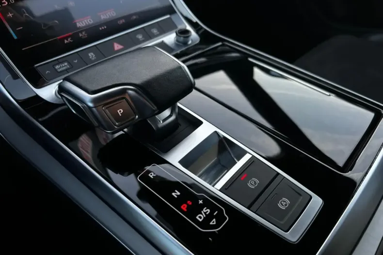 Audi Q8 din 2022 cu 94.980 km - oferta AUD164538 - foto 13