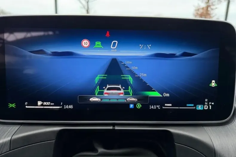 Mercedes-Benz C 200 din 2024 cu 14.800 km - oferta MER164541 - foto 13