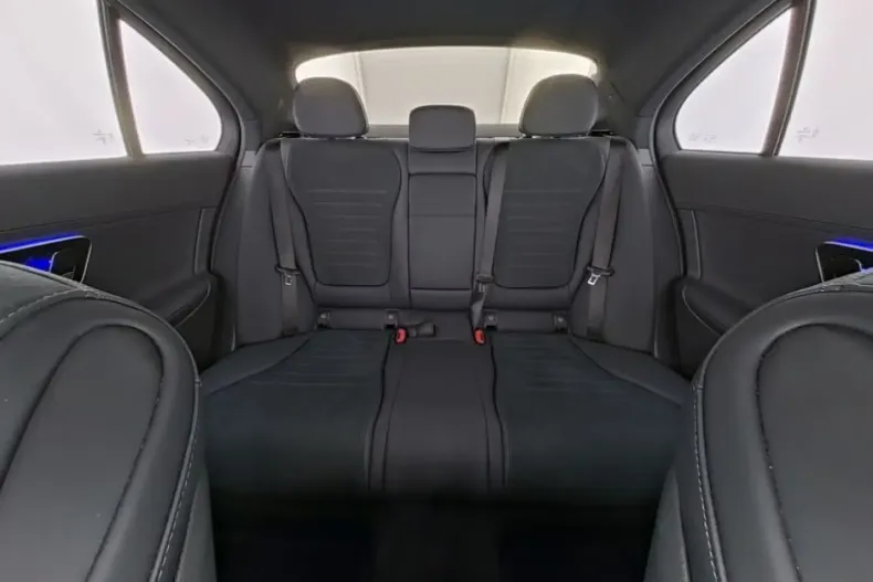 Mercedes-Benz C 200 din 2024 cu 16.191 km - oferta MER164542 - foto 8