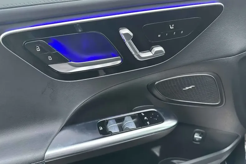 Mercedes-Benz C 200 din 2024 cu 3.947 km - oferta MER164545 - foto 14