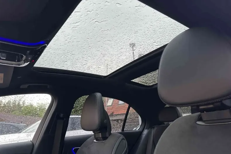 Mercedes-Benz C 200 din 2024 cu 3.947 km - oferta MER164545 - foto 15