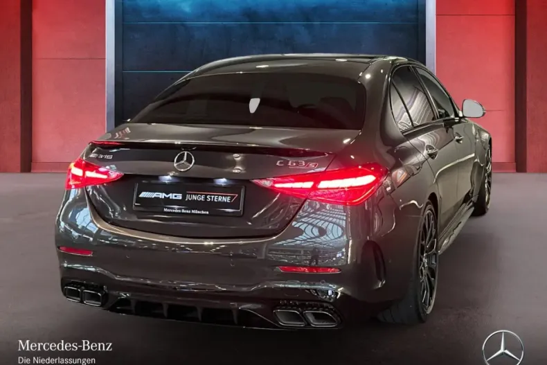 Mercedes-Benz C 63 AMG din 2024 cu 19.970 km - oferta MER164548 - foto 6