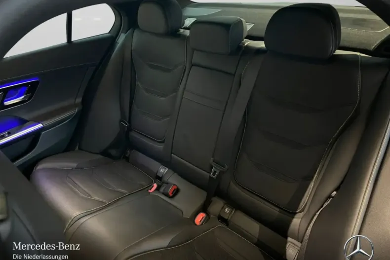 Mercedes-Benz C 63 AMG din 2024 cu 19.970 km - oferta MER164548 - foto 15