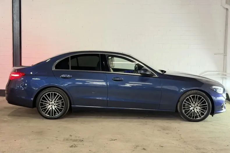 Mercedes-Benz C 300 din 2023 cu 19.245 km - oferta MER164549 - foto 4