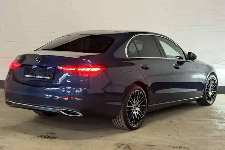 Mercedes-Benz C 300 din 2023 cu 19.245 km - oferta MER164549 - foto 8