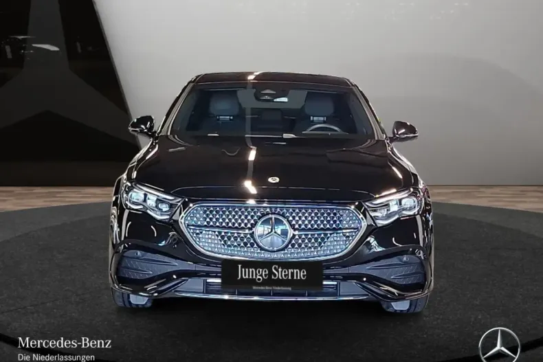 Mercedes-Benz E 300 din 2024 cu 11.653 km - oferta MER164560 - foto 3