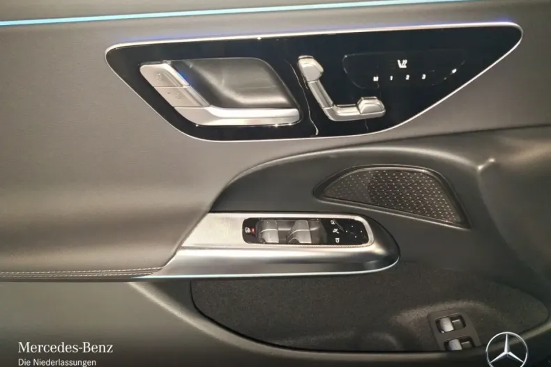 Mercedes-Benz E 300 din 2024 cu 11.653 km - oferta MER164560 - foto 20