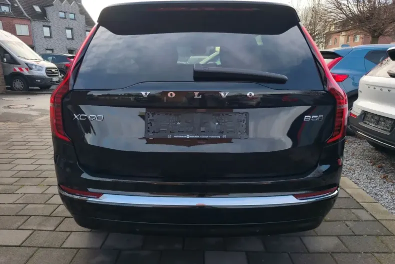 Volvo XC90 din 2025 cu 25.220 km - oferta VOL164561 - foto 5