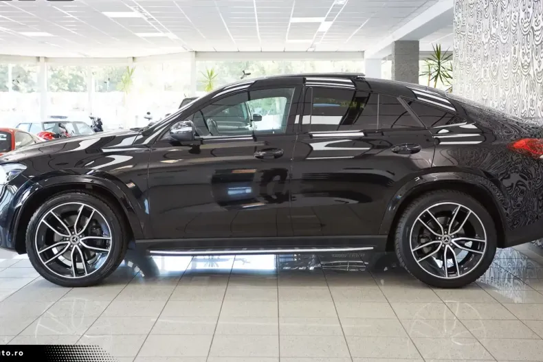 Mercedes-Benz GLE 400 din 2021 cu 75.133 km - oferta MER164563 - foto 3