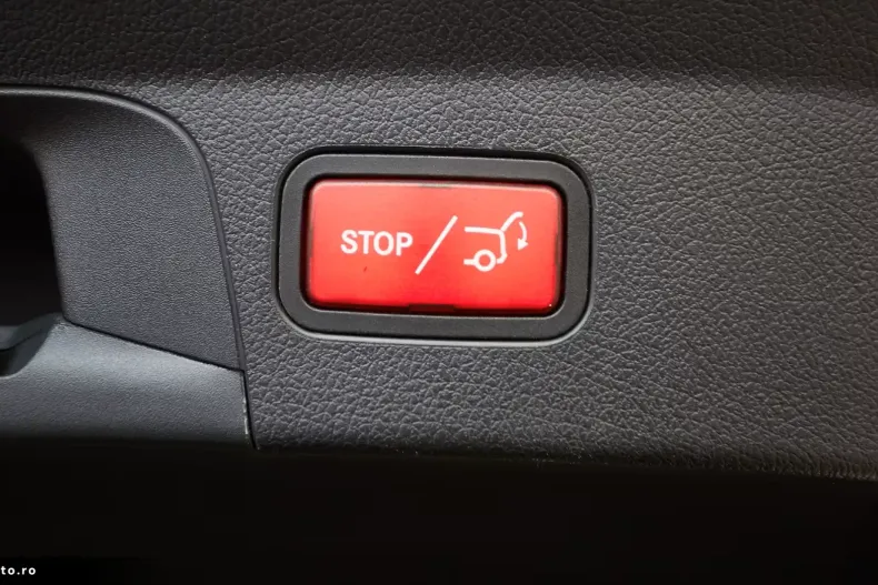 Mercedes-Benz GLE 400 din 2021 cu 75.133 km - oferta MER164563 - foto 15