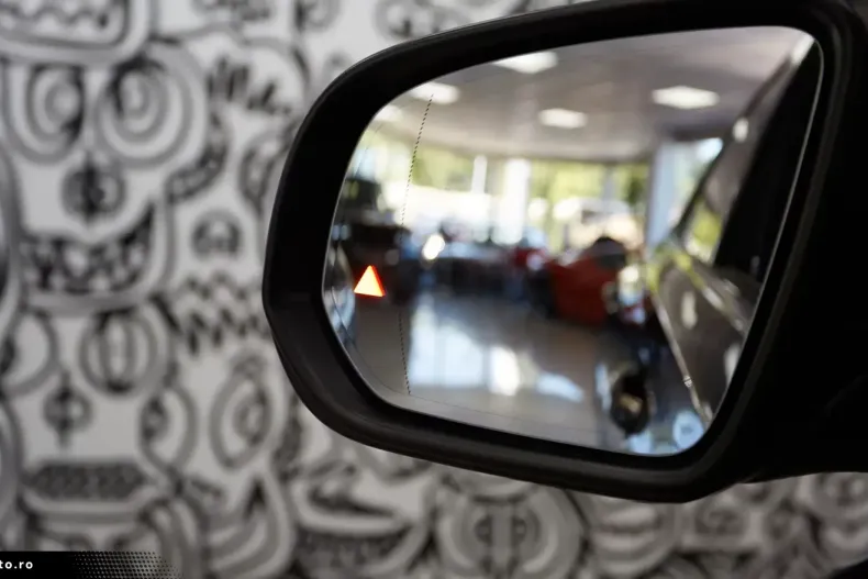 Mercedes-Benz GLE 400 din 2021 cu 75.133 km - oferta MER164563 - foto 25