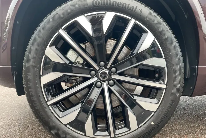 Volvo XC90 din 2025 cu 23.000 km - oferta VOL164564 - foto 3