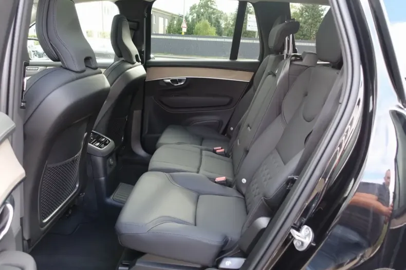 Volvo XC90 din 2025 cu 15.091 km - oferta VOL164565 - foto 10