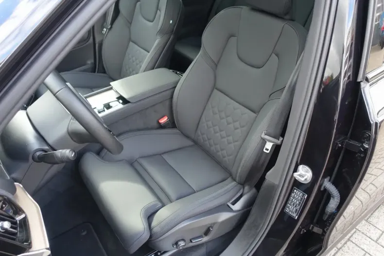 Volvo XC90 din 2025 cu 15.091 km - oferta VOL164565 - foto 11