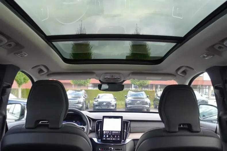 Volvo XC90 din 2025 cu 15.091 km - oferta VOL164565 - foto 26