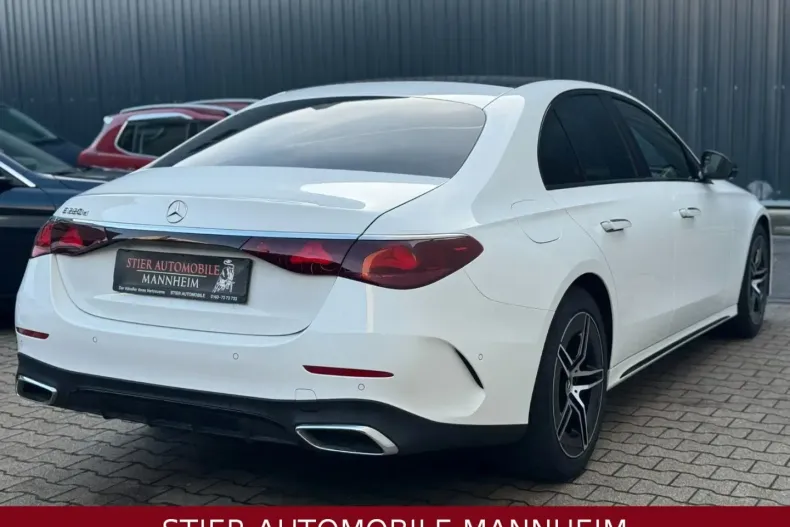 Mercedes-Benz E 220 din 2024 cu 13.000 km - oferta MER164568 - foto 4