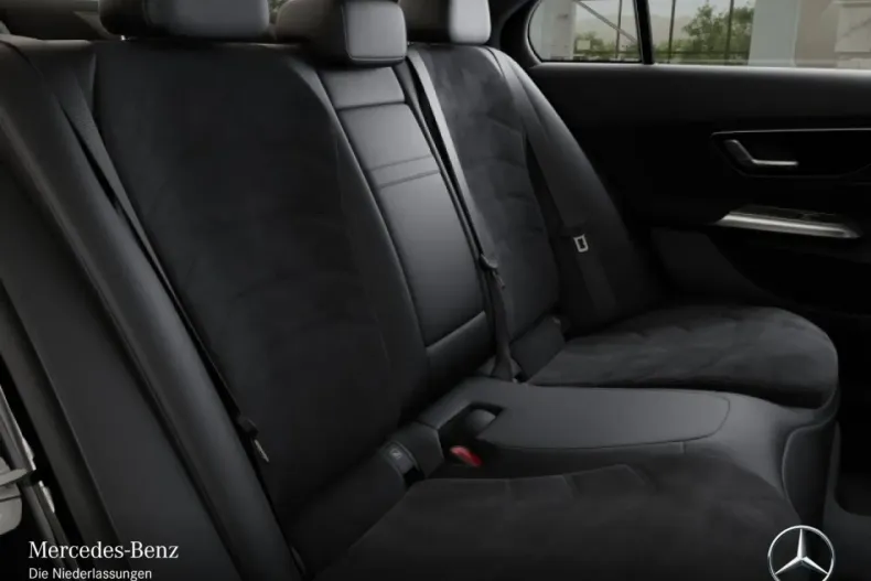 Mercedes-Benz E 300 din 2025 cu 6.082 km - oferta MER164573 - foto 13