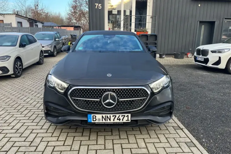Mercedes-Benz E 220 din 2023 cu 36.746 km - oferta MER164574 - foto 2