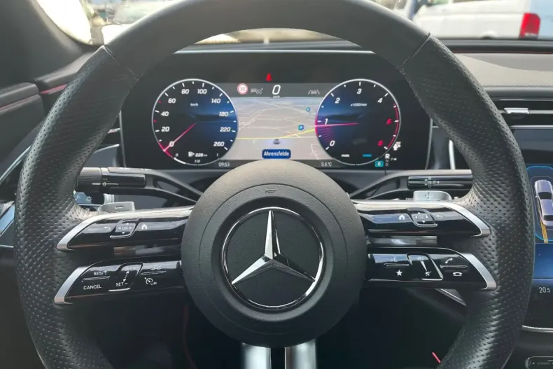 Mercedes-Benz E 220 din 2023 cu 36.746 km - oferta MER164574 - foto 5