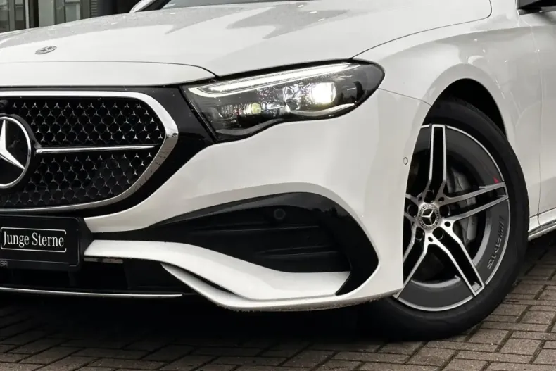 Mercedes-Benz E 200 din 2025 cu 5.128 km - oferta MER164575 - foto 2