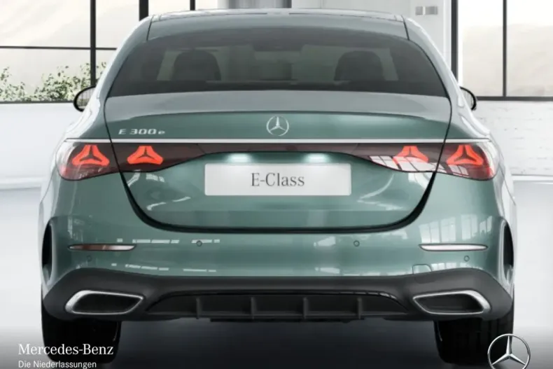 Mercedes-Benz E 300 din 2024 cu 9.255 km - oferta MER164576 - foto 9