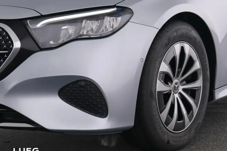 Mercedes-Benz E 200 din 2024 cu 4.126 km - oferta MER164577 - foto 9