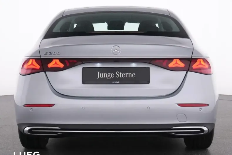 Mercedes-Benz E 200 din 2024 cu 4.126 km - oferta MER164577 - foto 16