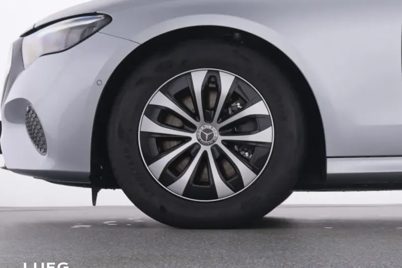 Mercedes-Benz E 200 din 2024 cu 4.126 km - oferta MER164577 - foto 20