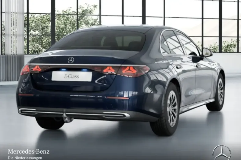 Mercedes-Benz E 220 din 2024 cu 11.426 km - oferta MER164578 - foto 5