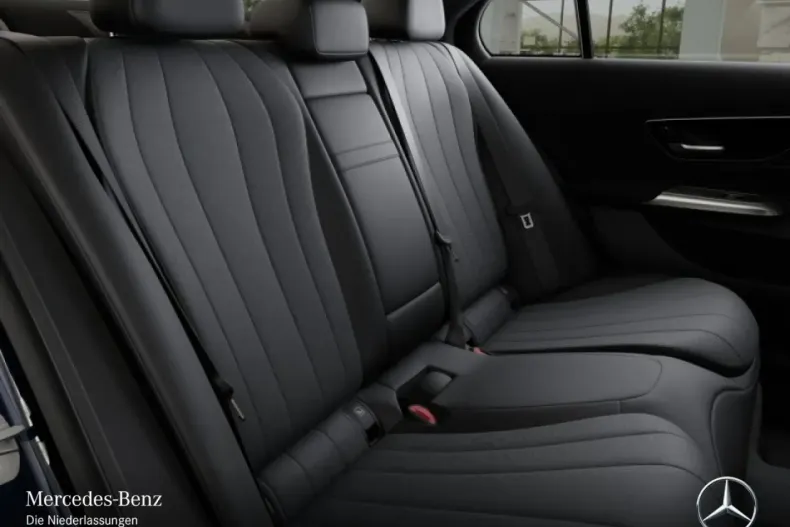 Mercedes-Benz E 220 din 2024 cu 11.426 km - oferta MER164578 - foto 13