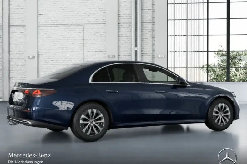 Mercedes-Benz E 220 din 2024 cu 11.426 km - oferta MER164578 - foto 17