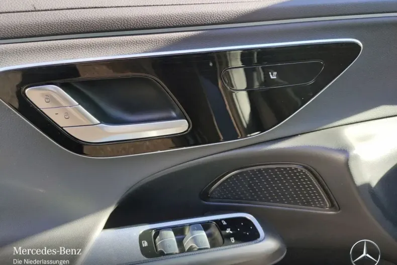 Mercedes-Benz E 300 din 2024 cu 11.432 km - oferta MER164580 - foto 20