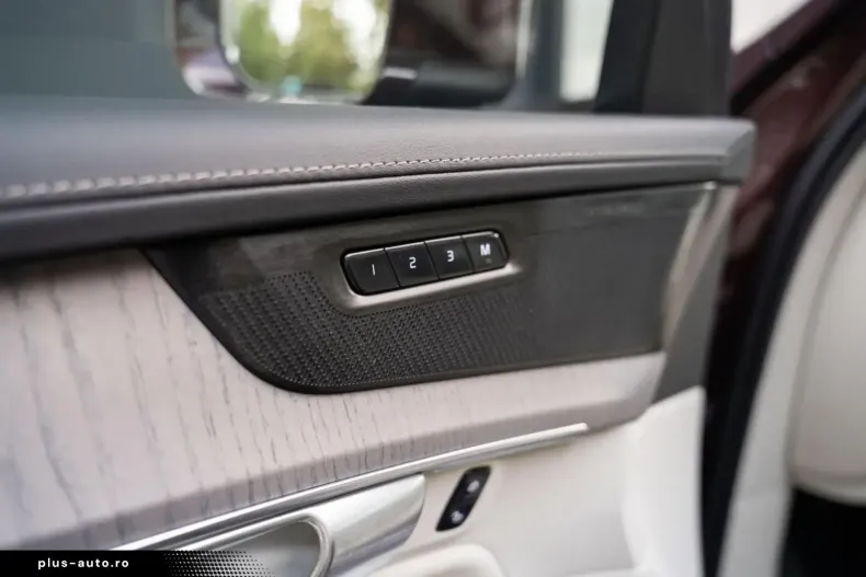 Volvo XC90 din 2025 cu 23.085 km - oferta VOL164582 - foto 19