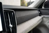 Volvo XC90 din 2025 cu 23.085 km - oferta VOL164582 - foto 31