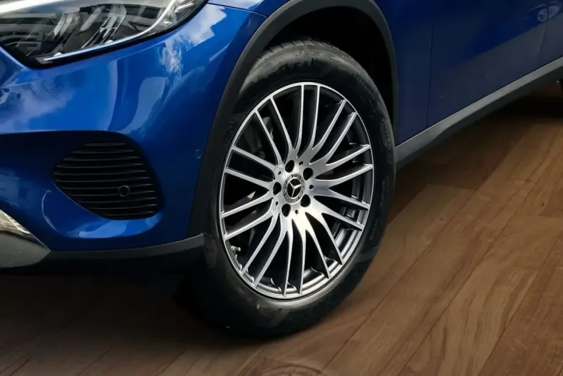 Mercedes-Benz GLC 220 din 2024 cu 25.741 km - oferta MER164587 - foto 2