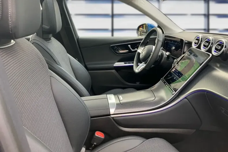 Mercedes-Benz GLC 220 din 2024 cu 25.741 km - oferta MER164587 - foto 10