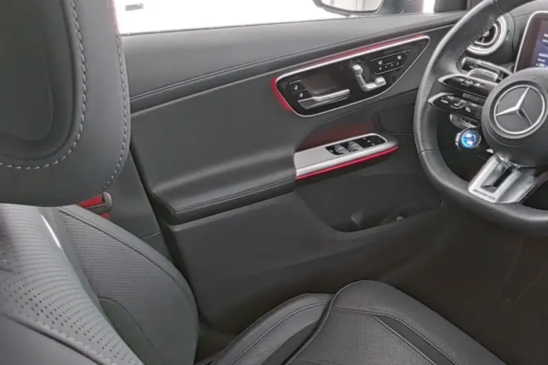 Mercedes-Benz GLC 43 AMG din 2023 cu 17.348 km - oferta MER164589 - foto 5