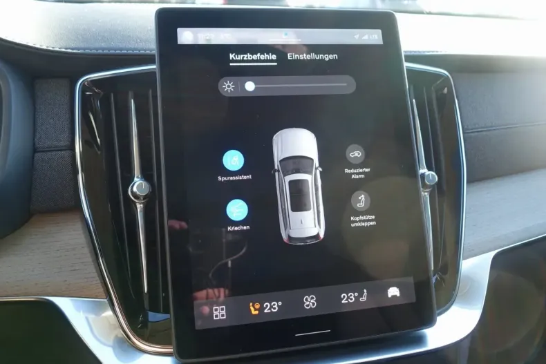 Volvo XC90 din 2025 cu 27.506 km - oferta VOL164590 - foto 21