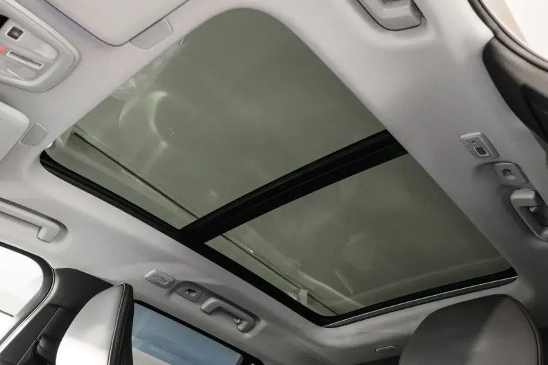 Volvo XC90 din 2025 cu 22.100 km - oferta VOL164595 - foto 7