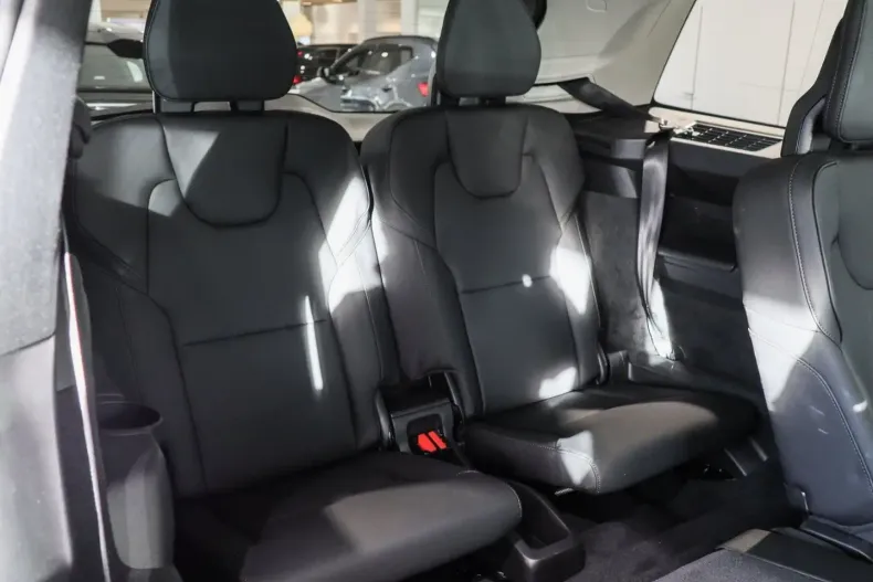 Volvo XC90 din 2025 cu 22.100 km - oferta VOL164595 - foto 15