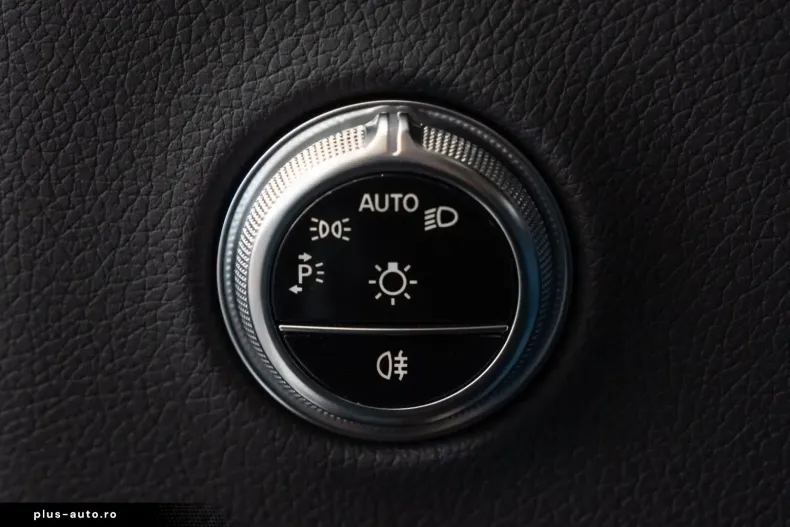 Mercedes-Benz GLC 300 din 2023 cu 54.430 km - oferta MER164596 - foto 23