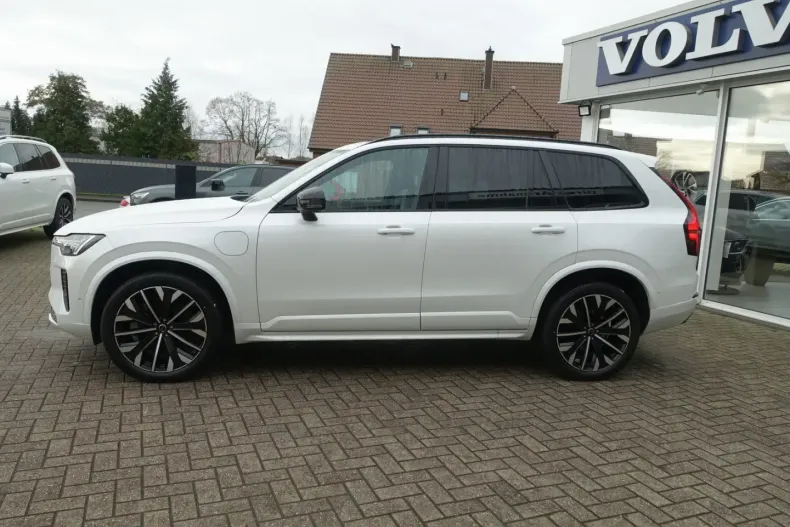 Volvo XC90 din 2025 cu 19.800 km - oferta VOL164597 - foto 7