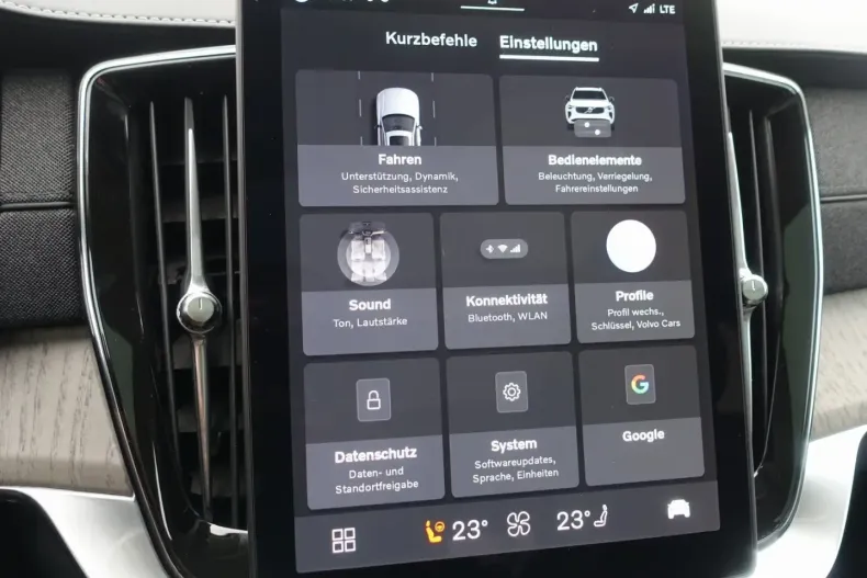 Volvo XC90 din 2025 cu 19.800 km - oferta VOL164597 - foto 24