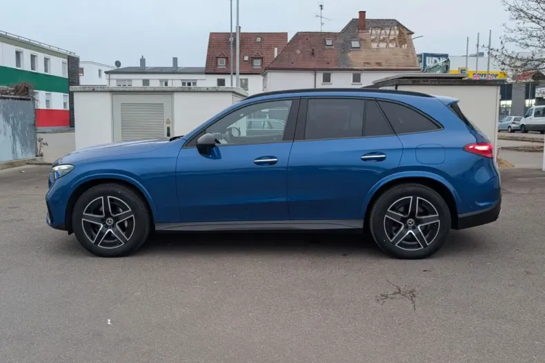 Mercedes-Benz GLC 400 din 2023 cu 25.000 km - oferta MER164602 - foto 8