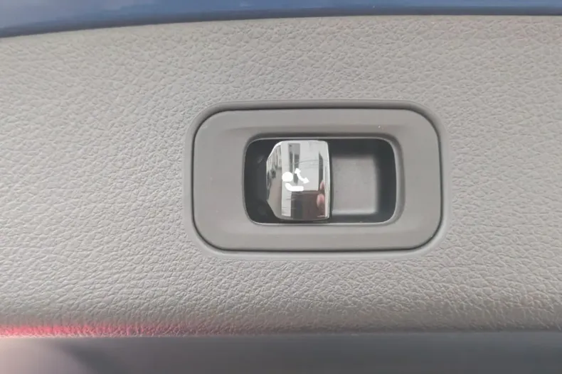 Mercedes-Benz GLC 400 din 2023 cu 25.000 km - oferta MER164602 - foto 17