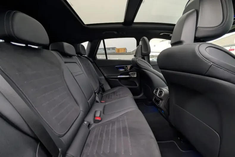 Mercedes-Benz GLC 400 din 2023 cu 25.000 km - oferta MER164602 - foto 19