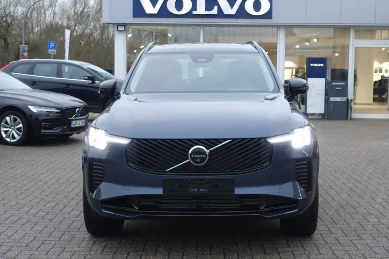 Volvo XC90 din 2025 cu 20.900 km - oferta VOL164606 - foto 8
