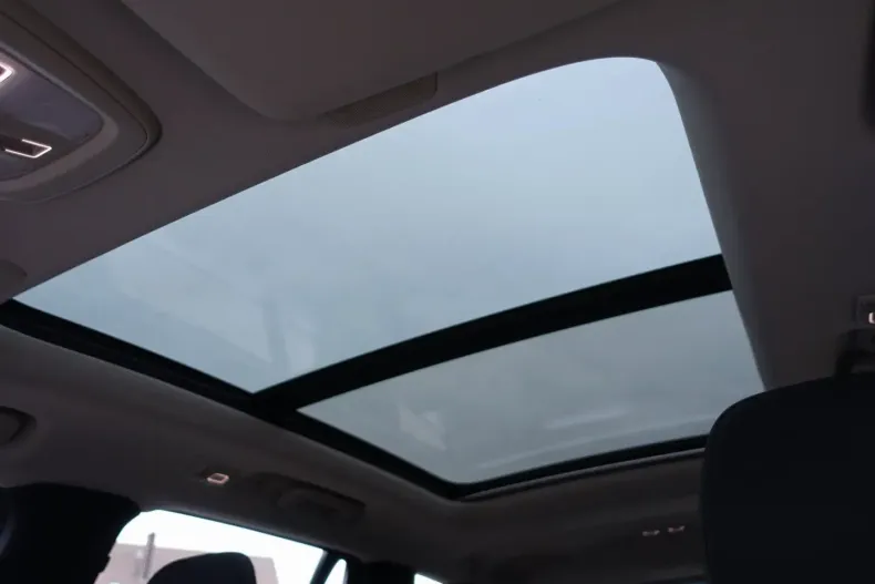 Volvo XC90 din 2025 cu 20.900 km - oferta VOL164606 - foto 15