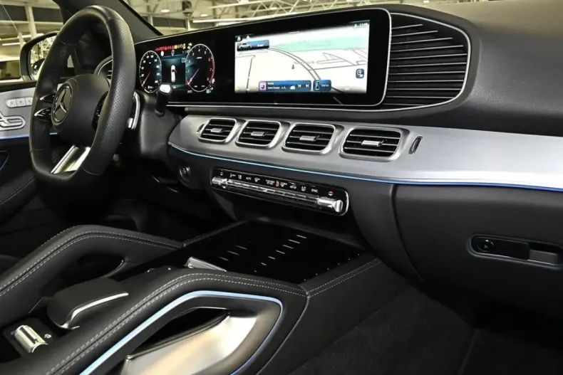 Mercedes-Benz GLE 450 din 2025 cu 3.700 km - oferta MER164607 - foto 11